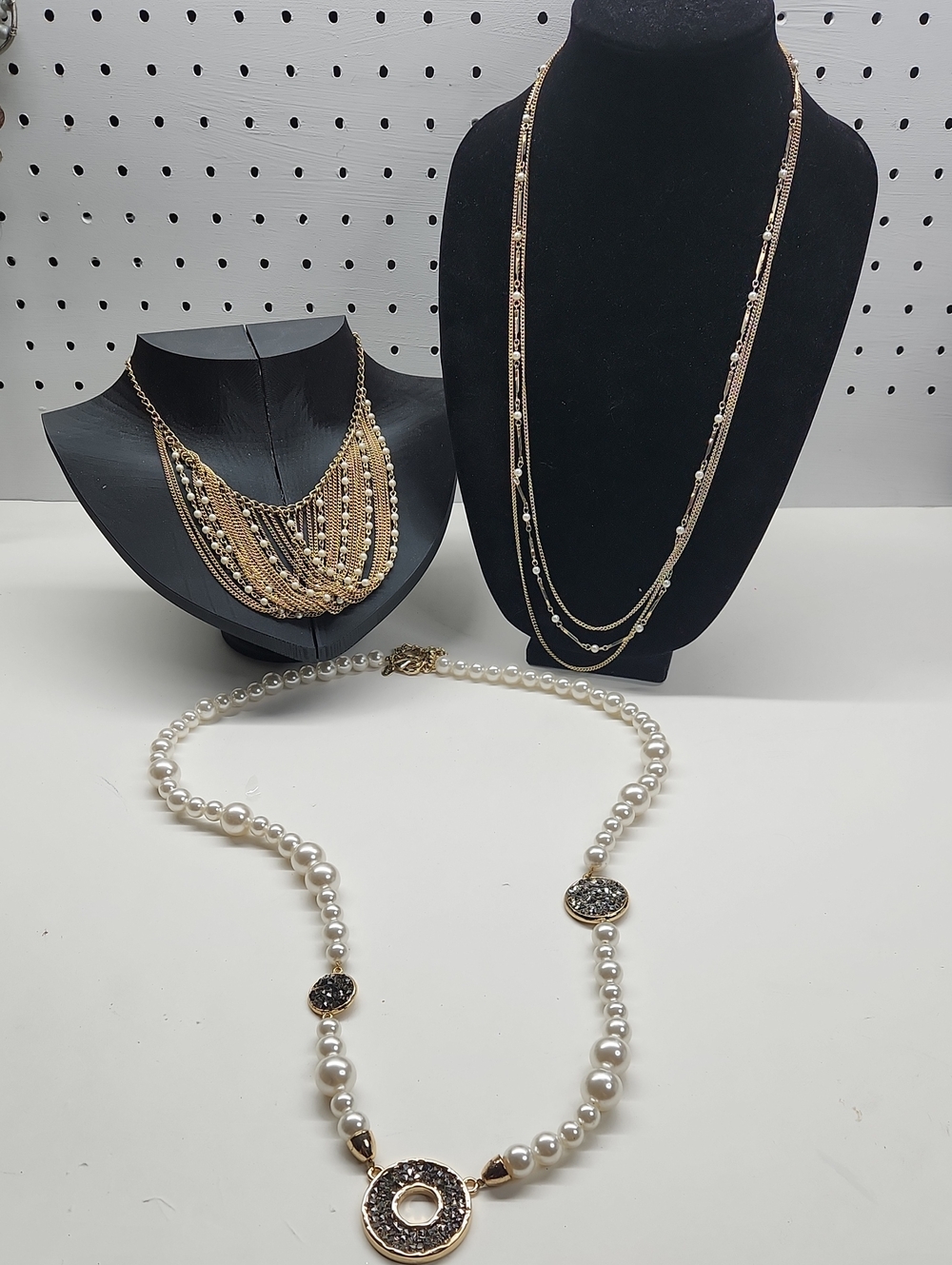 Faux Pearls And Goldtone Necklace Bundle - Picture 1 of 10